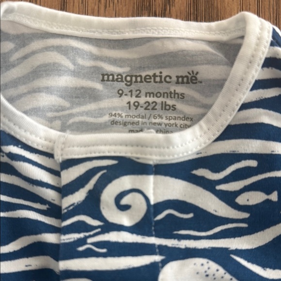Magnetic Me Romper Shortall - Picture 2 of 3